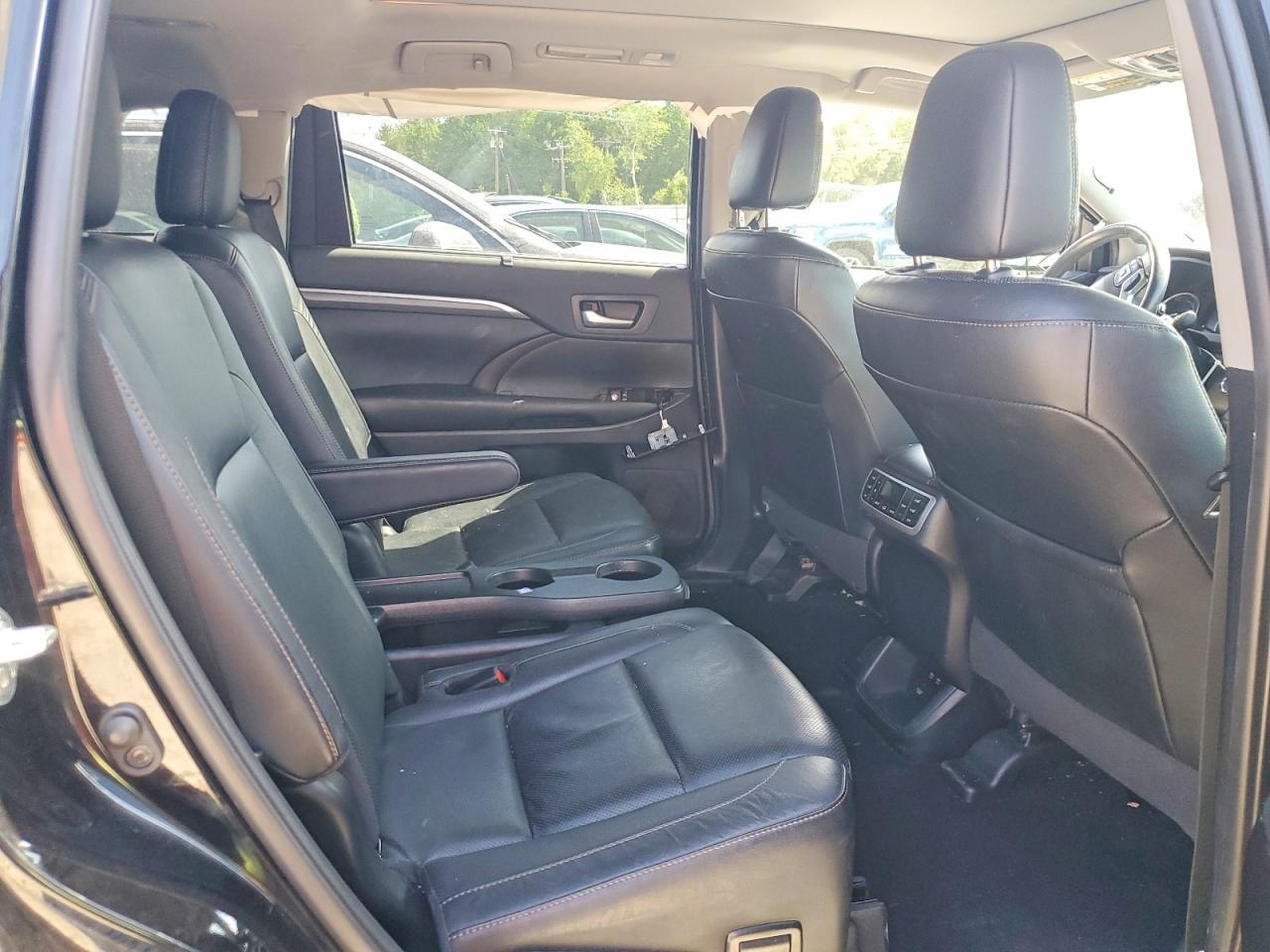 2019 Toyota Highlander Hybrid Limited Platinum - zdjęcie 11