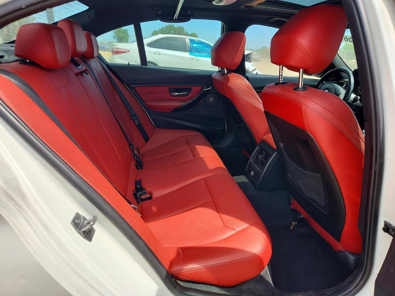 2014 BMW 328 I - zdjęcie 10