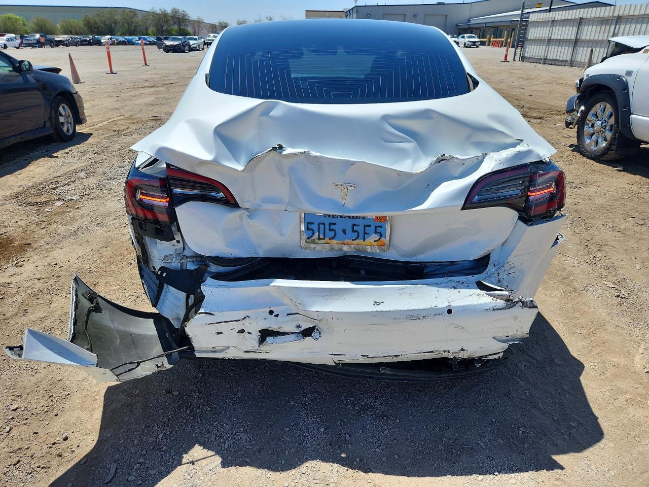 2019 Tesla Model 3 - zdjęcie 6