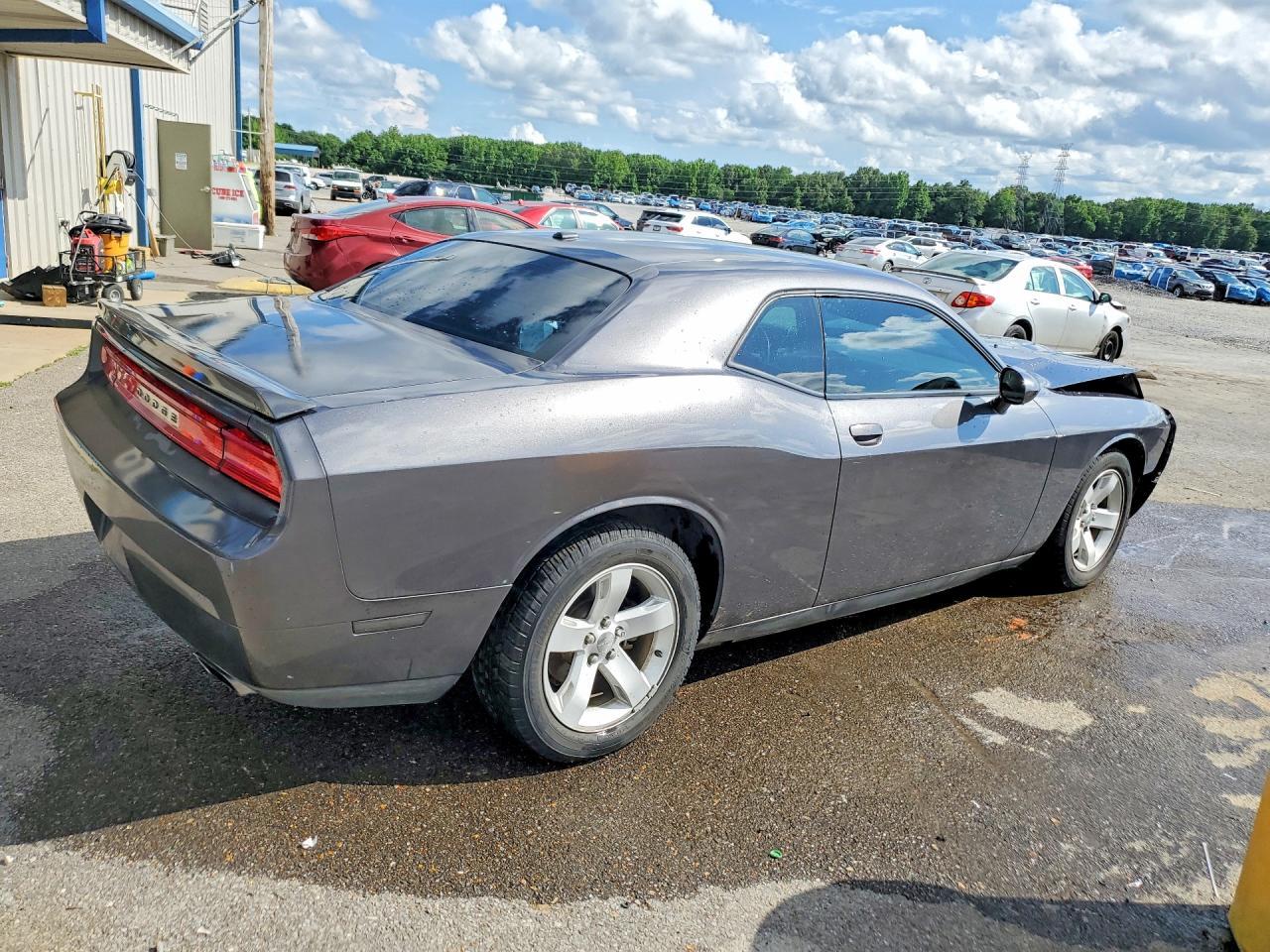 2014 Dodge Challenger R - zdjęcie 3