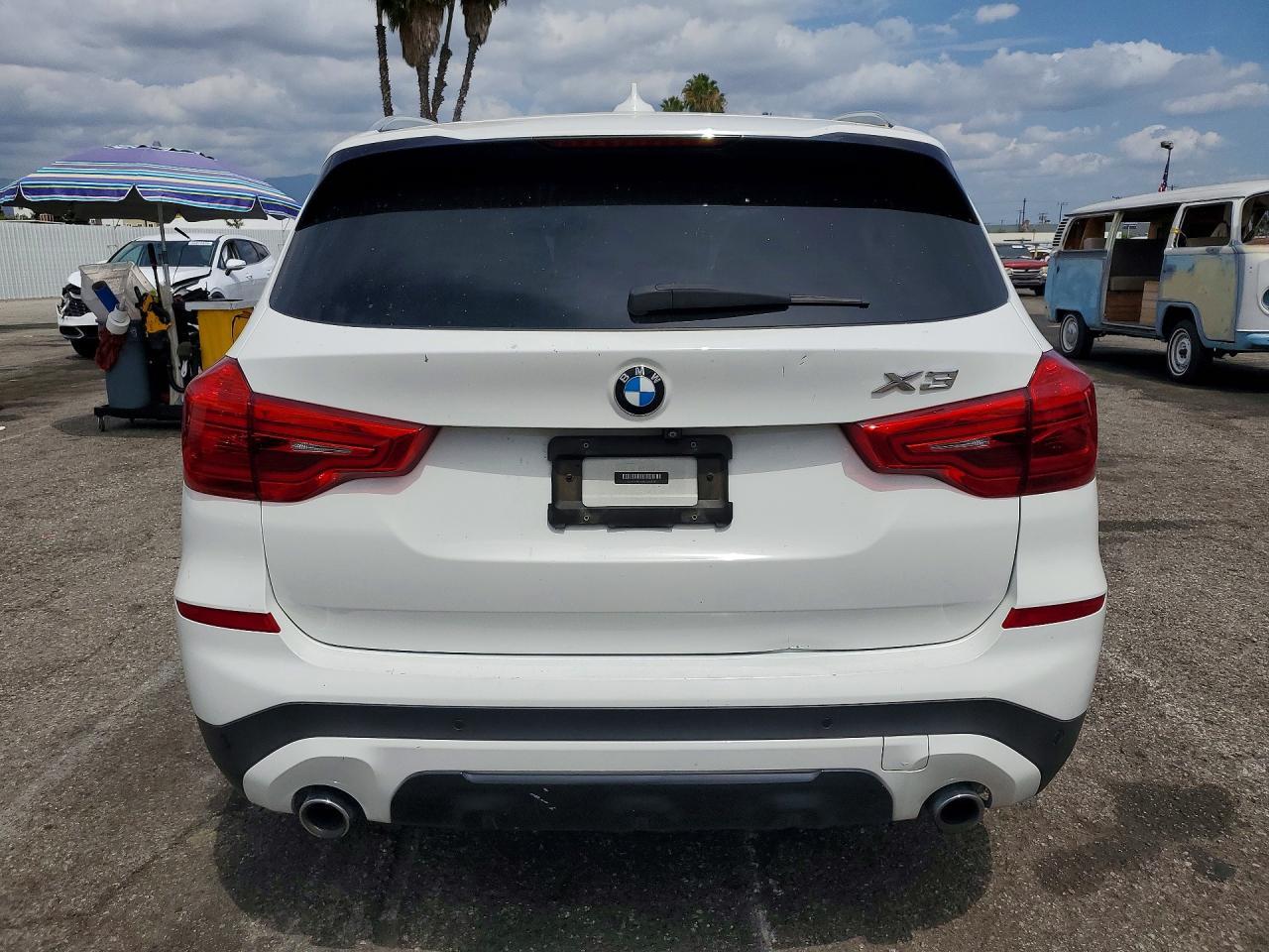2018 BMW X3 xDrive30I - zdjęcie 6