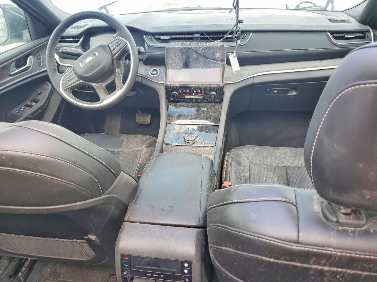 2025 Jeep Grand Cherokee L Limited - zdjęcie 8