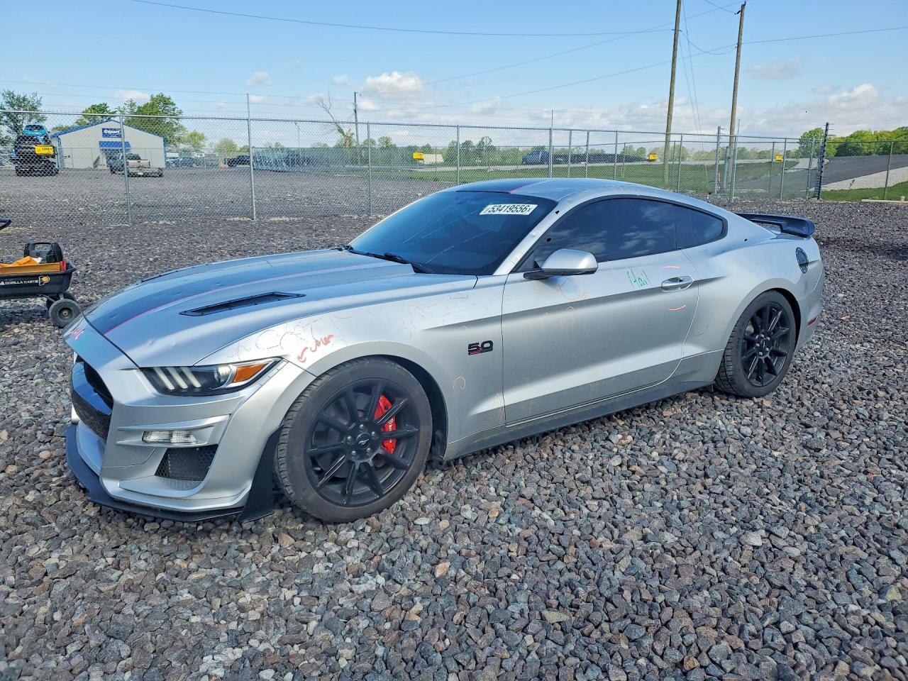 2016 Ford Mustang Gt - zdjęcie główne