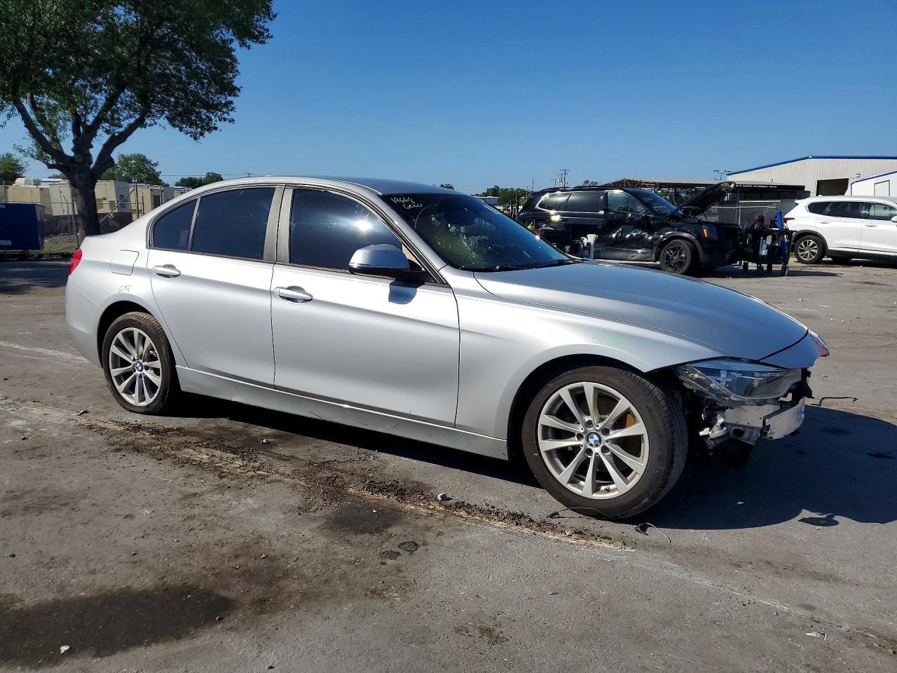 2018 BMW 320 I - zdjęcie 4