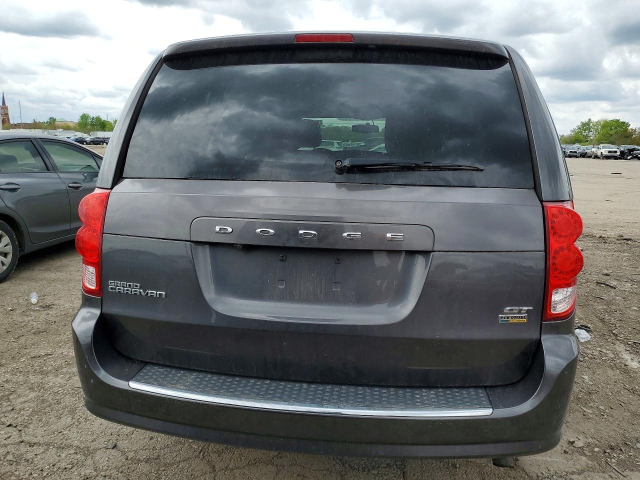 2017 Dodge Grand Caravan Gt - zdjęcie 6