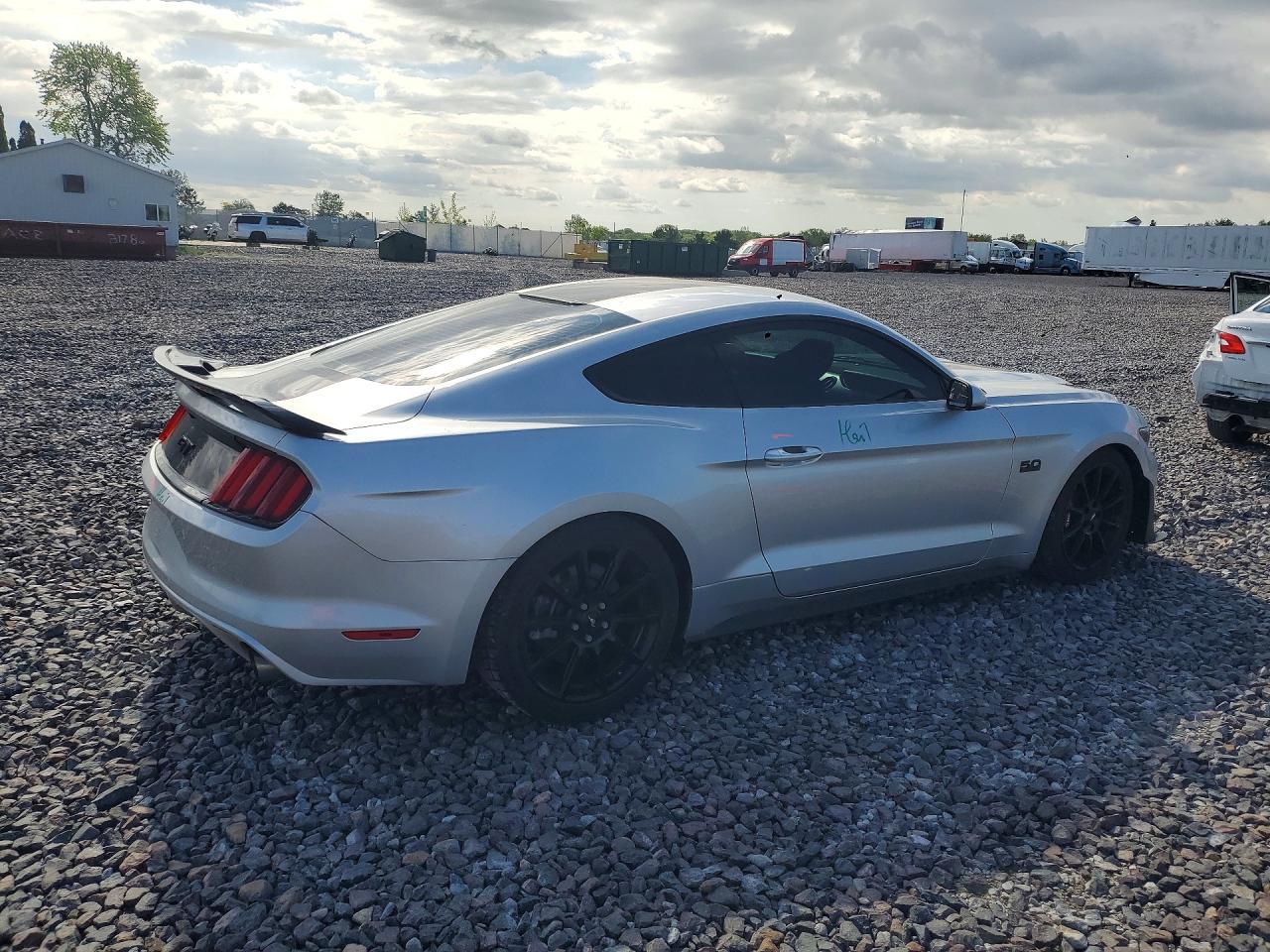 2016 Ford Mustang Gt - zdjęcie 3