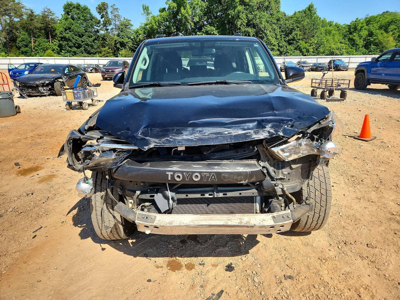 2019 Toyota 4Runner Sr5 - zdjęcie 5