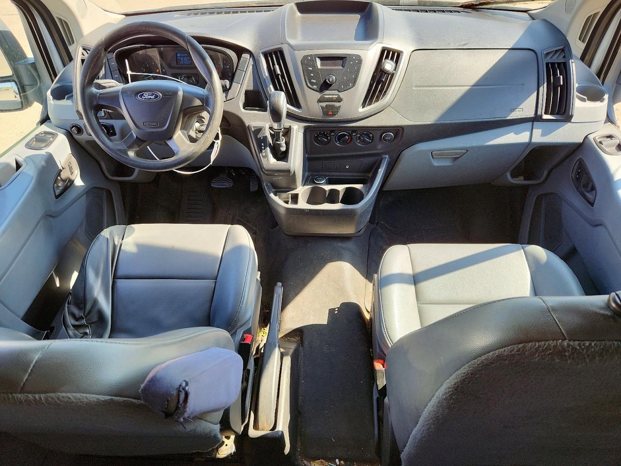 2016 Ford Transit T-150 - zdjęcie 8