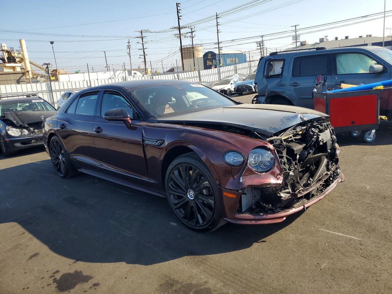 2025 Bentley Flying Spur Speed - zdjęcie 4