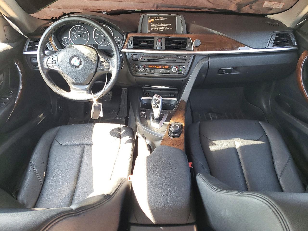 2015 BMW 320 I xDrive - zdjęcie 8