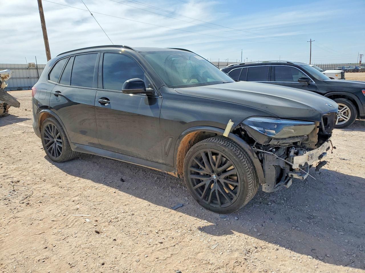2022 BMW X5 M50I - zdjęcie 4