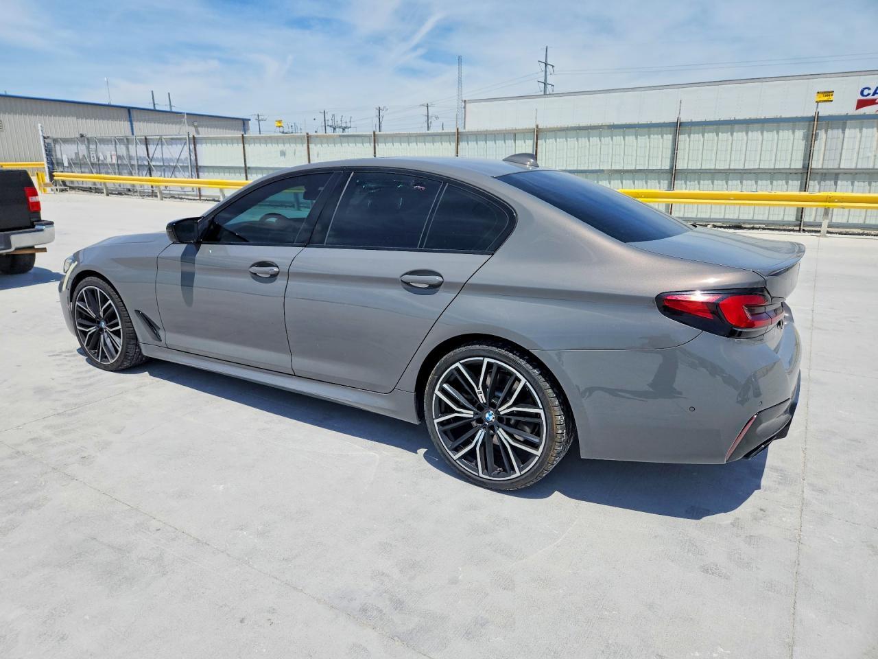 2021 BMW 540 I - zdjęcie 2