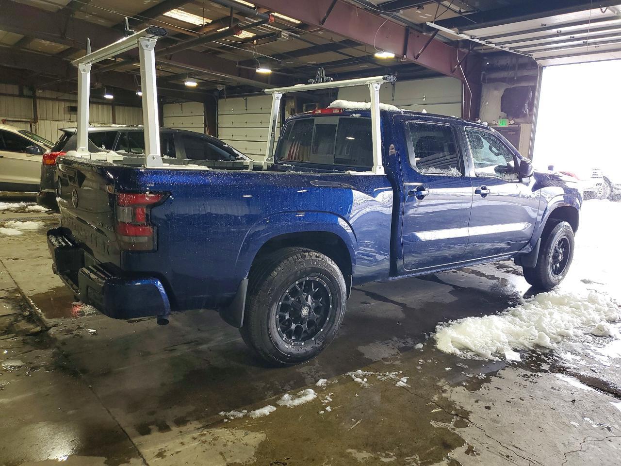 2022 Nissan Frontier Sv - zdjęcie 3