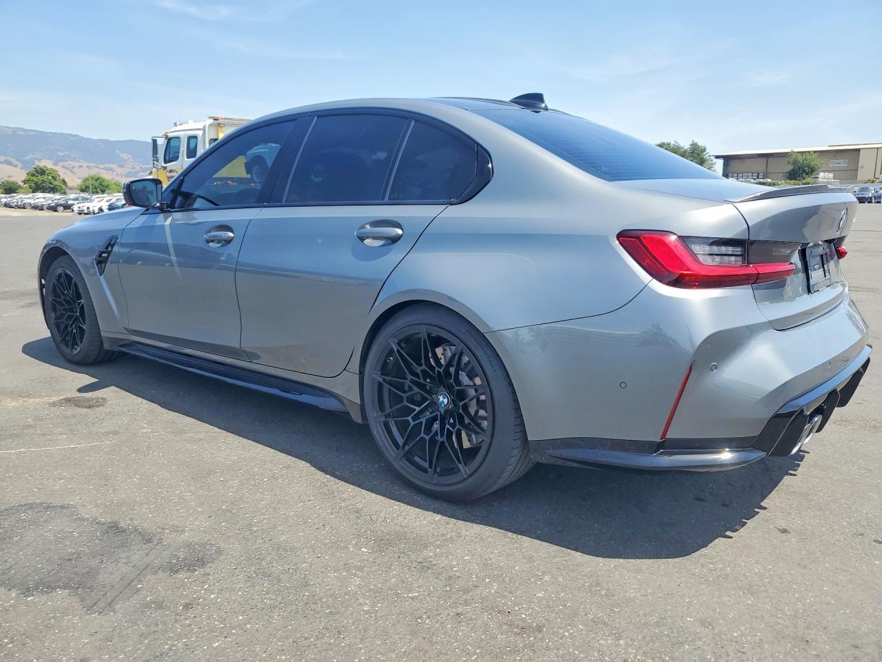2022 BMW M3 - zdjęcie 2
