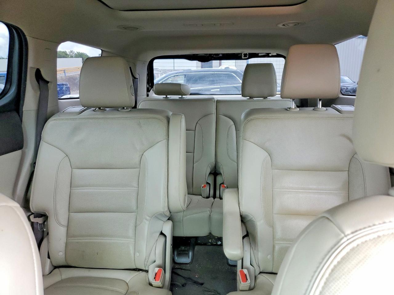 2018 GMC Acadia Denali - zdjęcie 10