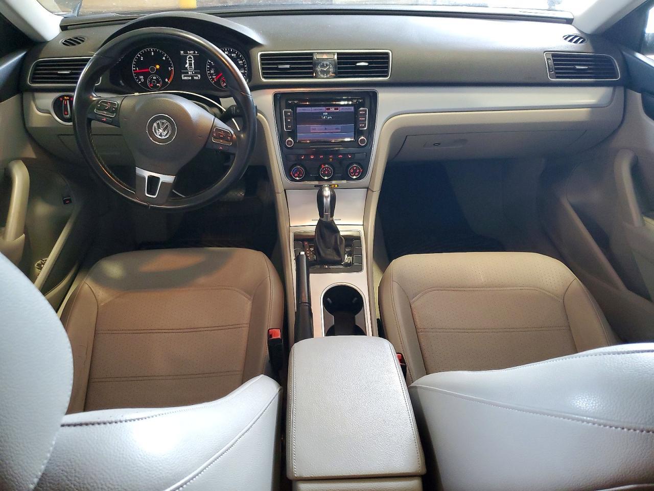 2013 Volkswagen Passat Se - zdjęcie 8