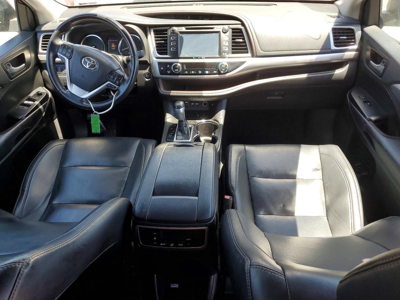 2019 Toyota Highlander Xle - zdjęcie 8