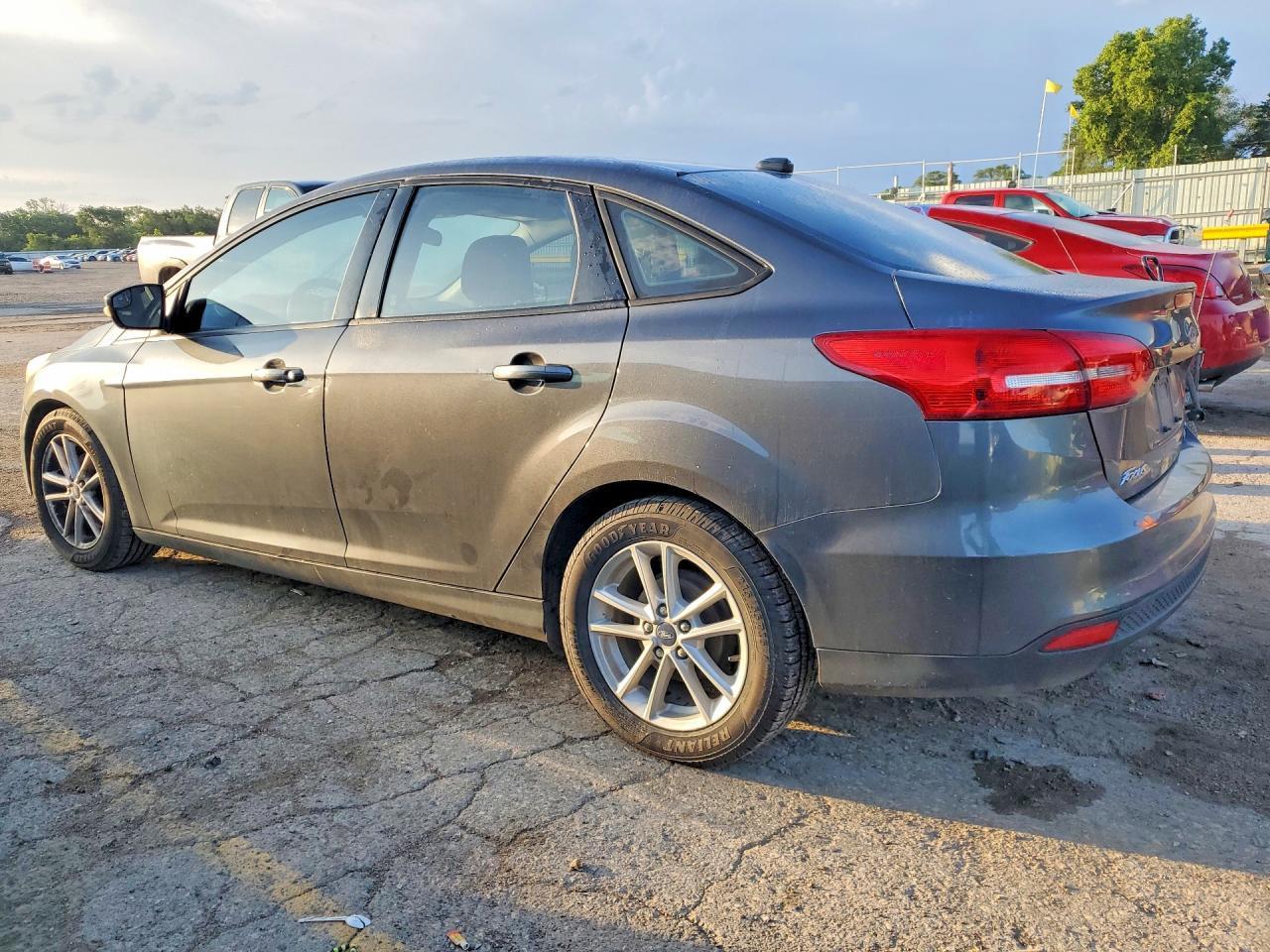 2015 Ford Focus Se - zdjęcie 2