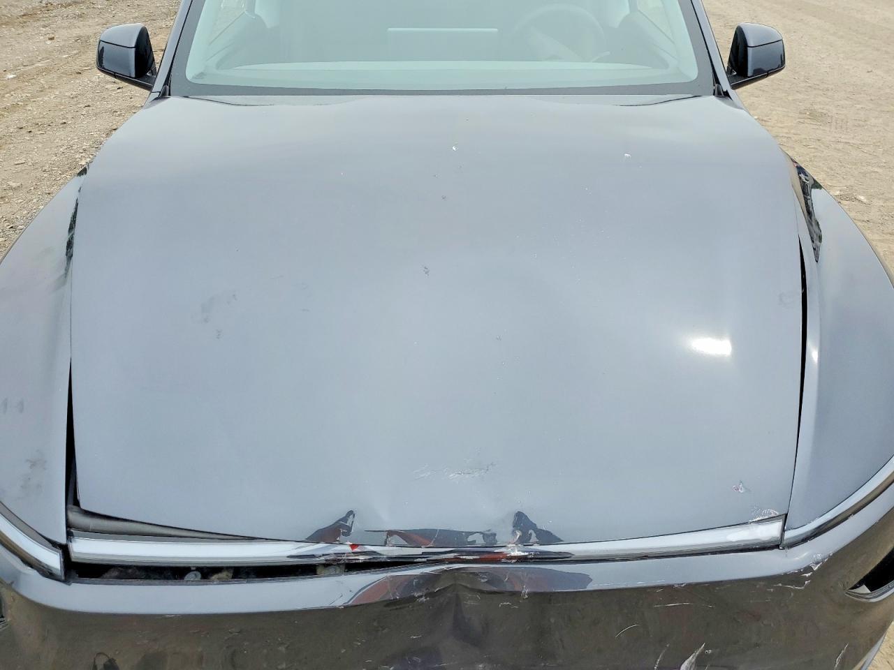 2026 Tesla Model Y - zdjęcie 11