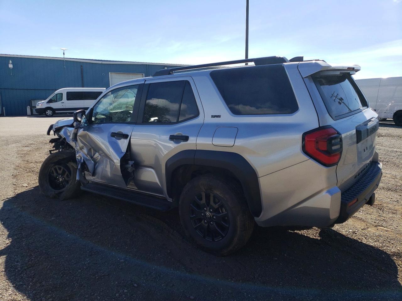 2025 Toyota 4Runner Sr5 - zdjęcie 2