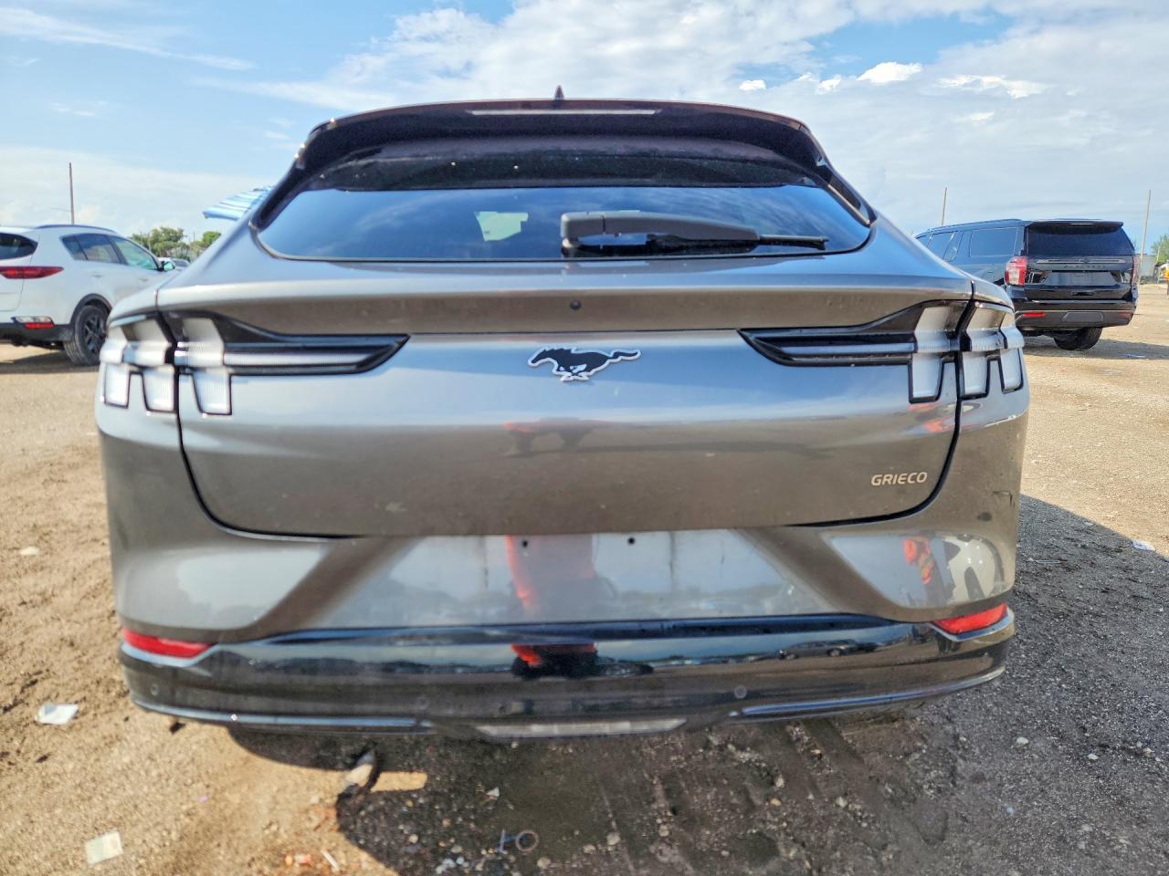 2023 Ford Mustang Mach-E Premium - zdjęcie 6