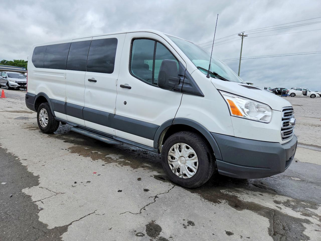 2015 Ford Transit T-350 - zdjęcie 4