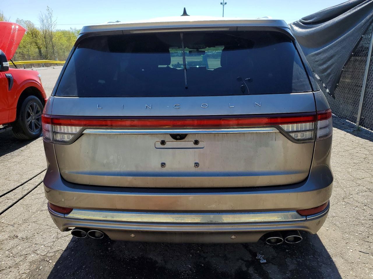 2021 Lincoln Aviator Reserve - zdjęcie 6