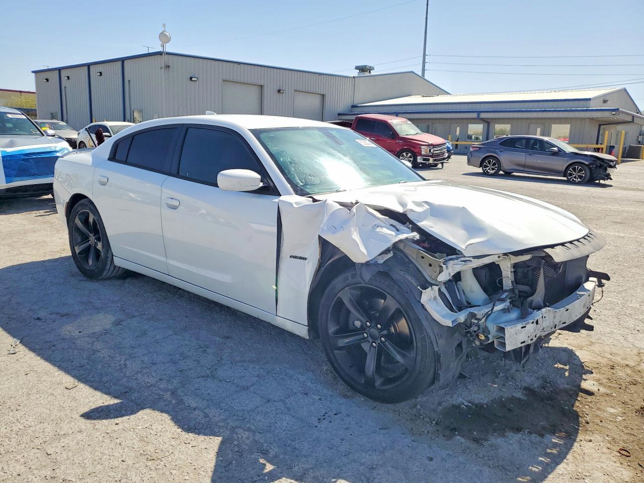 2017 Dodge Charger R - zdjęcie 4