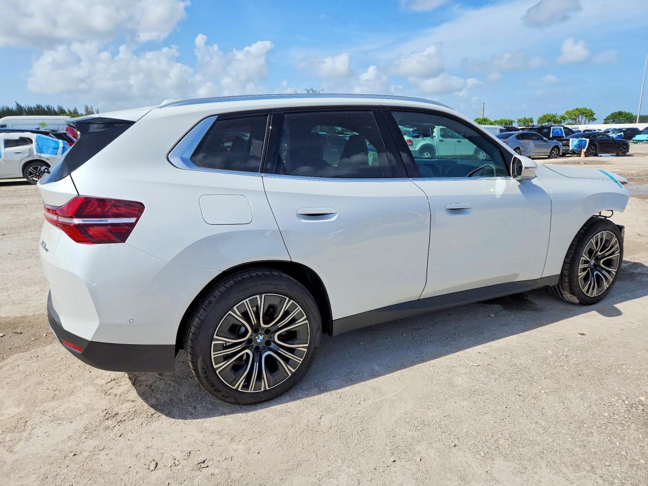 2026 BMW X3 30 xDrive - zdjęcie 3