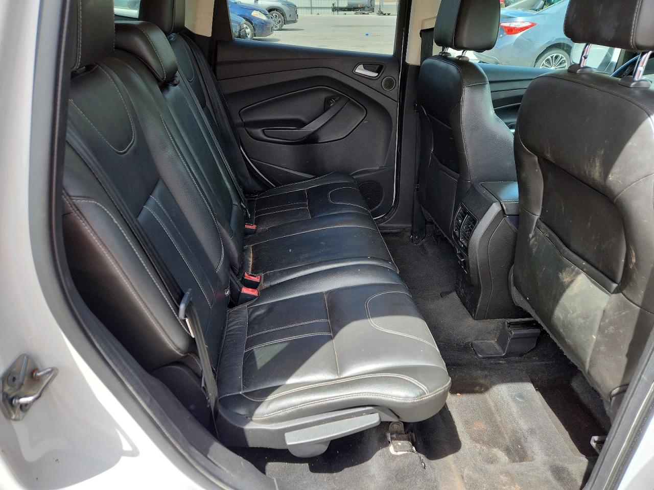 2013 Ford Escape Titanium - zdjęcie 11