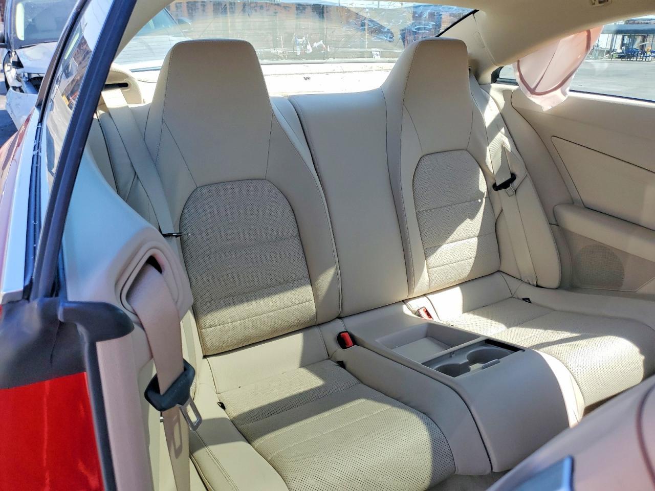 2016 Mercedes-Benz E 400 - zdjęcie 10