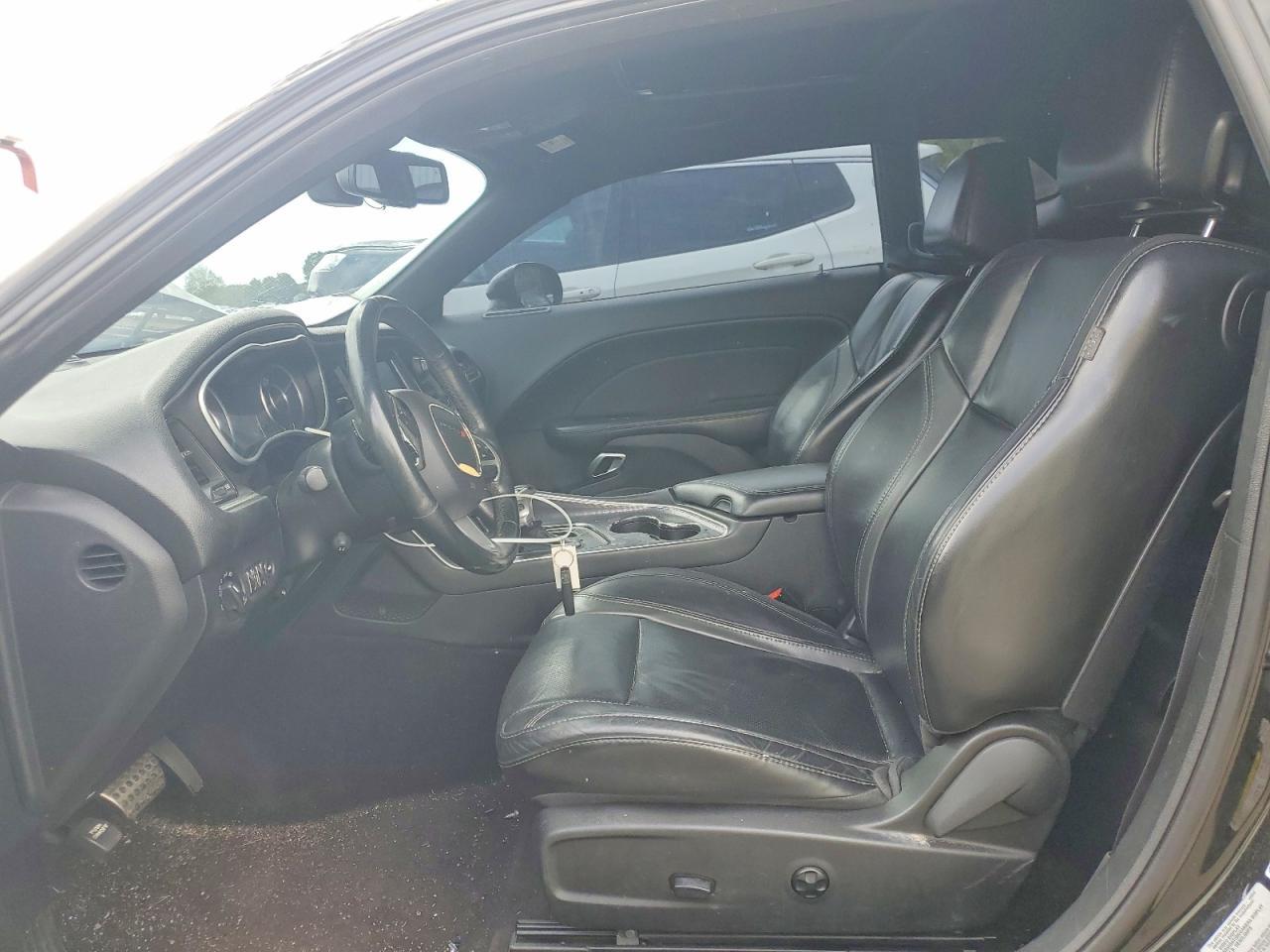 2016 Dodge Challenger Sxt - zdjęcie 7