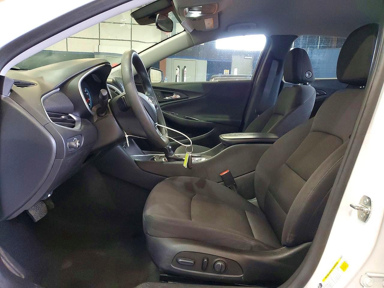 2023 Chevrolet Malibu Lt - zdjęcie 7
