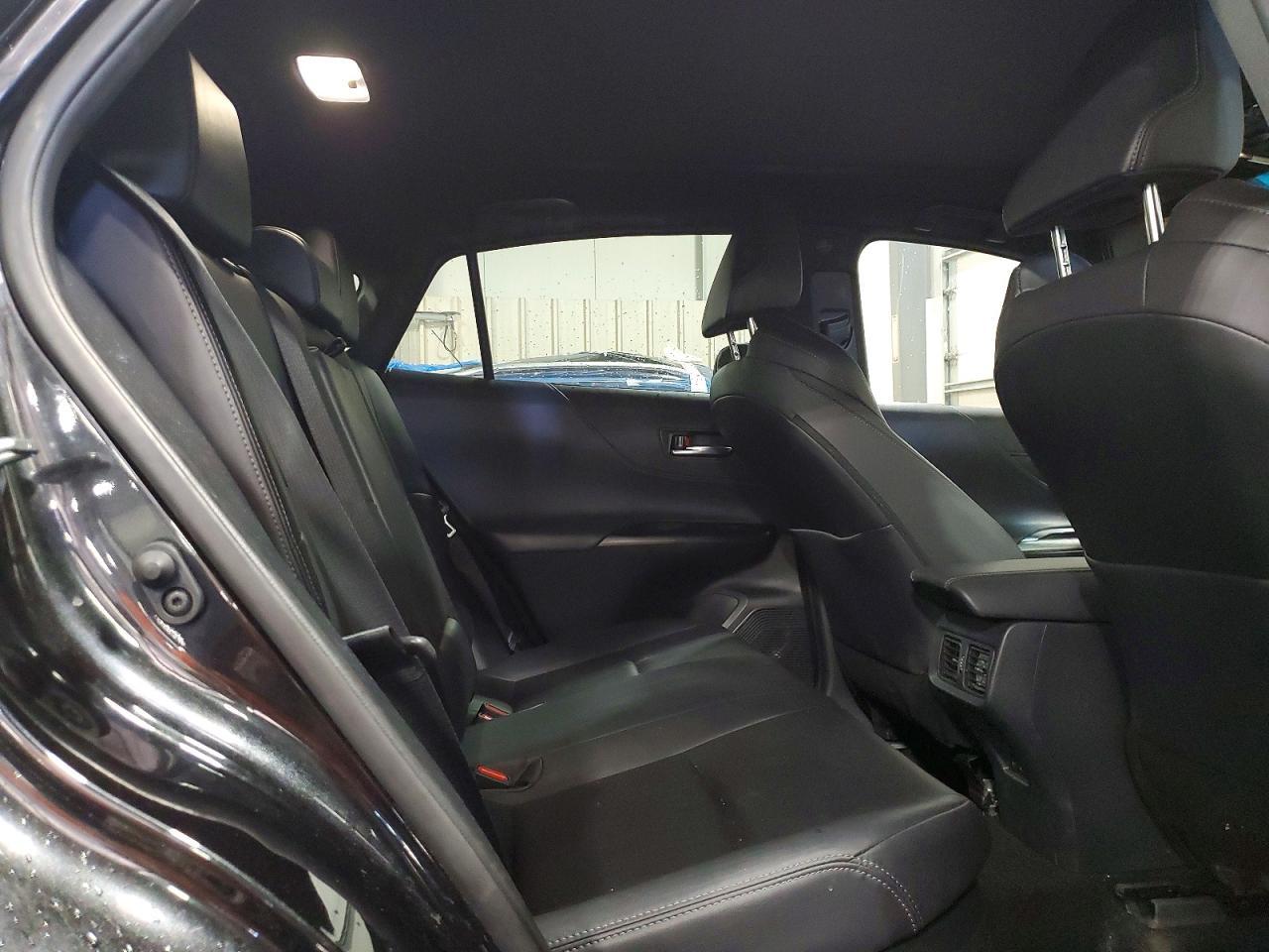 2024 Toyota Venza - zdjęcie 11