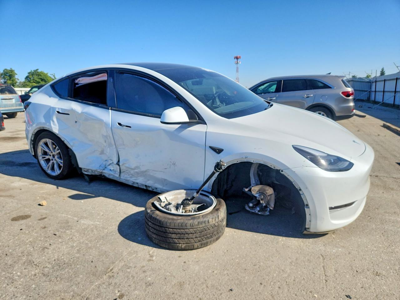 2024 Tesla Model Y - zdjęcie 4