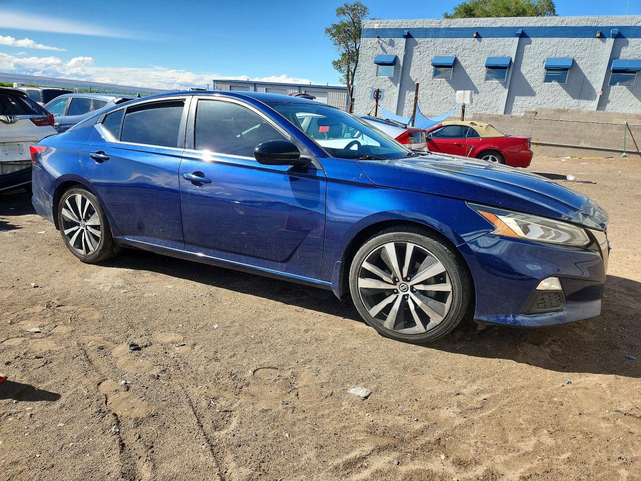 2022 Nissan Altima Sr - zdjęcie 4