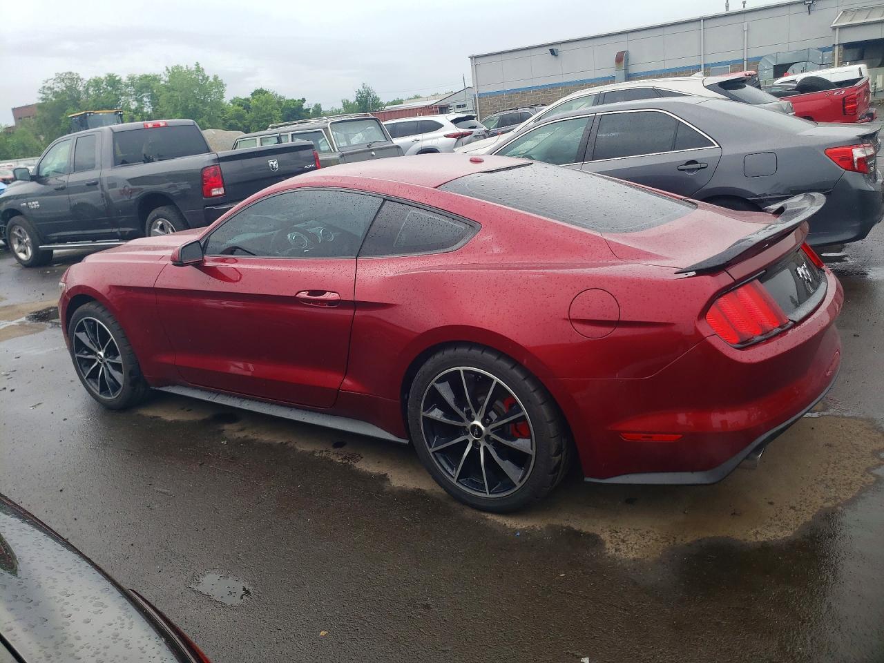 2017 Ford Mustang - zdjęcie 2