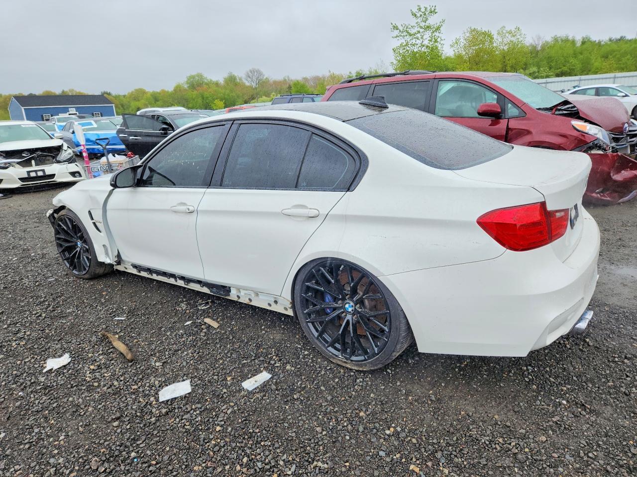 BMW M3 - zdjęcie 2