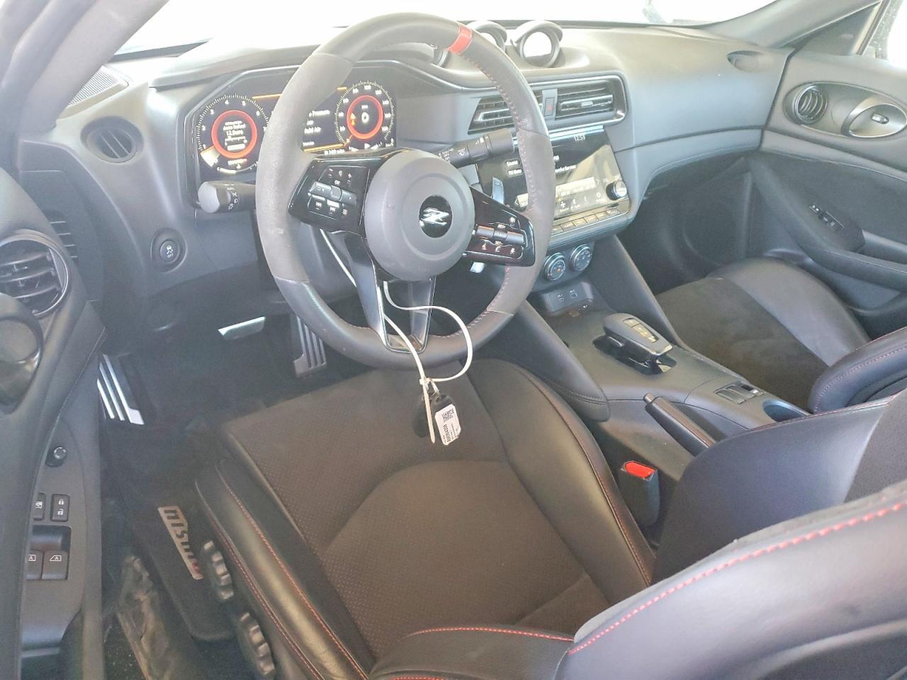 2024 Nissan Z Nismo - zdjęcie 8