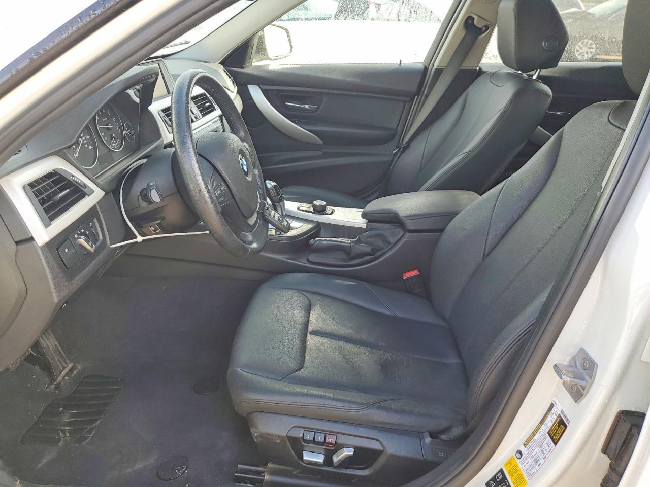 2018 BMW 320 Xi - zdjęcie 7