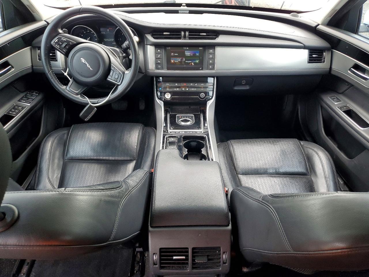 2017 Jaguar Xf Prestige - zdjęcie 8