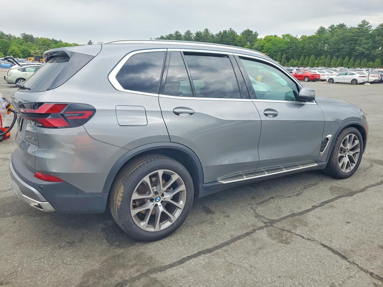 2026 BMW X5 xDrive4 - zdjęcie 3