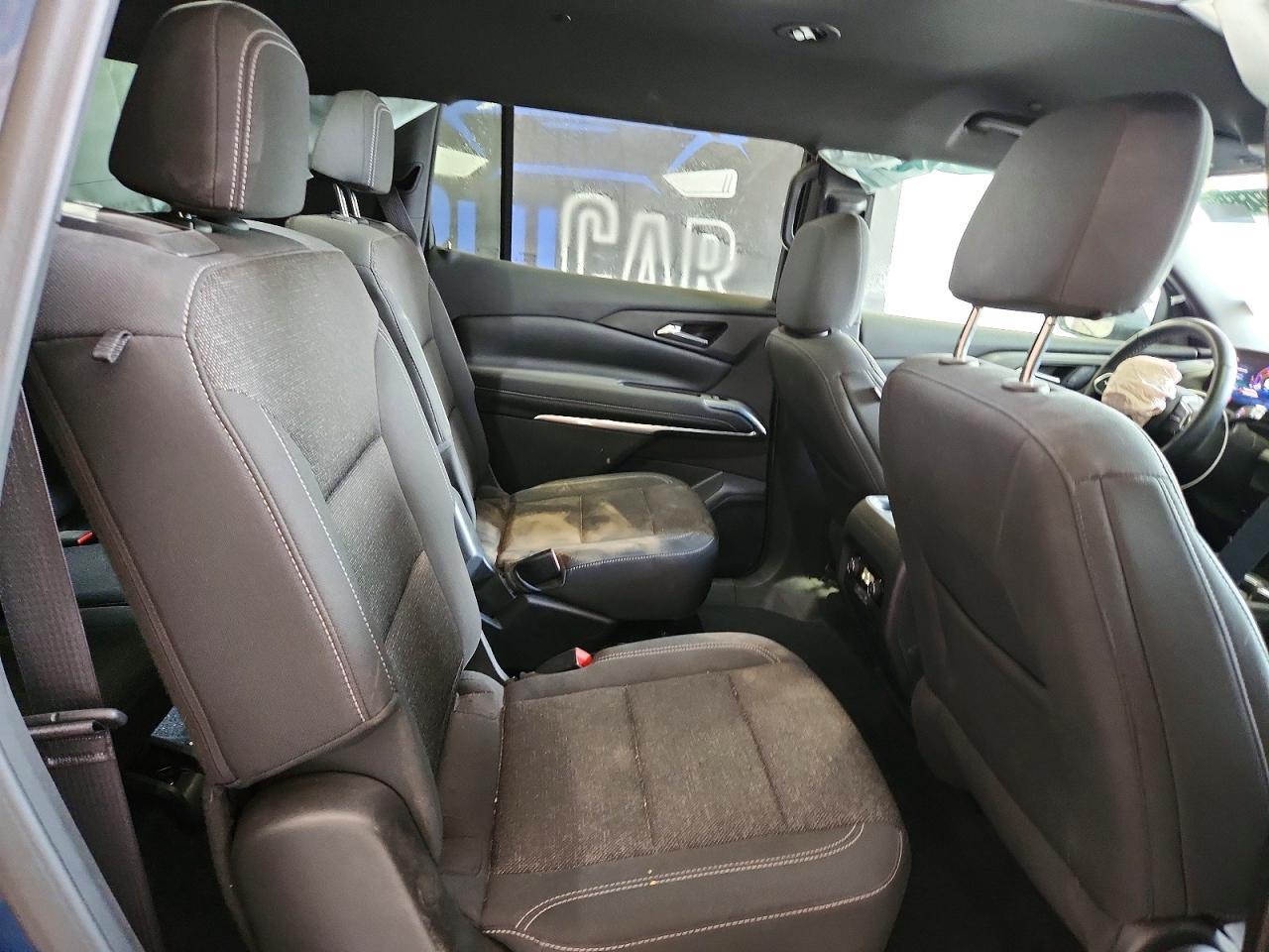 2025 Chevrolet Traverse Lt - zdjęcie 11