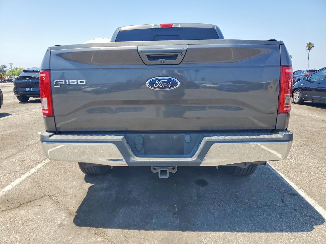 2016 Ford F150 Supercrew - zdjęcie 6