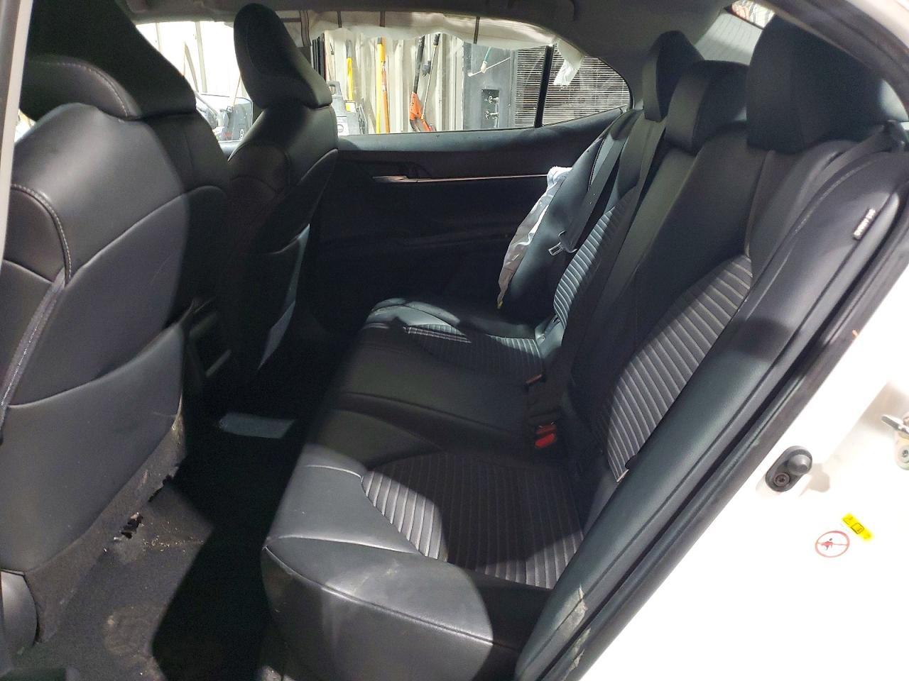 2018 Toyota Camry Se - zdjęcie 10