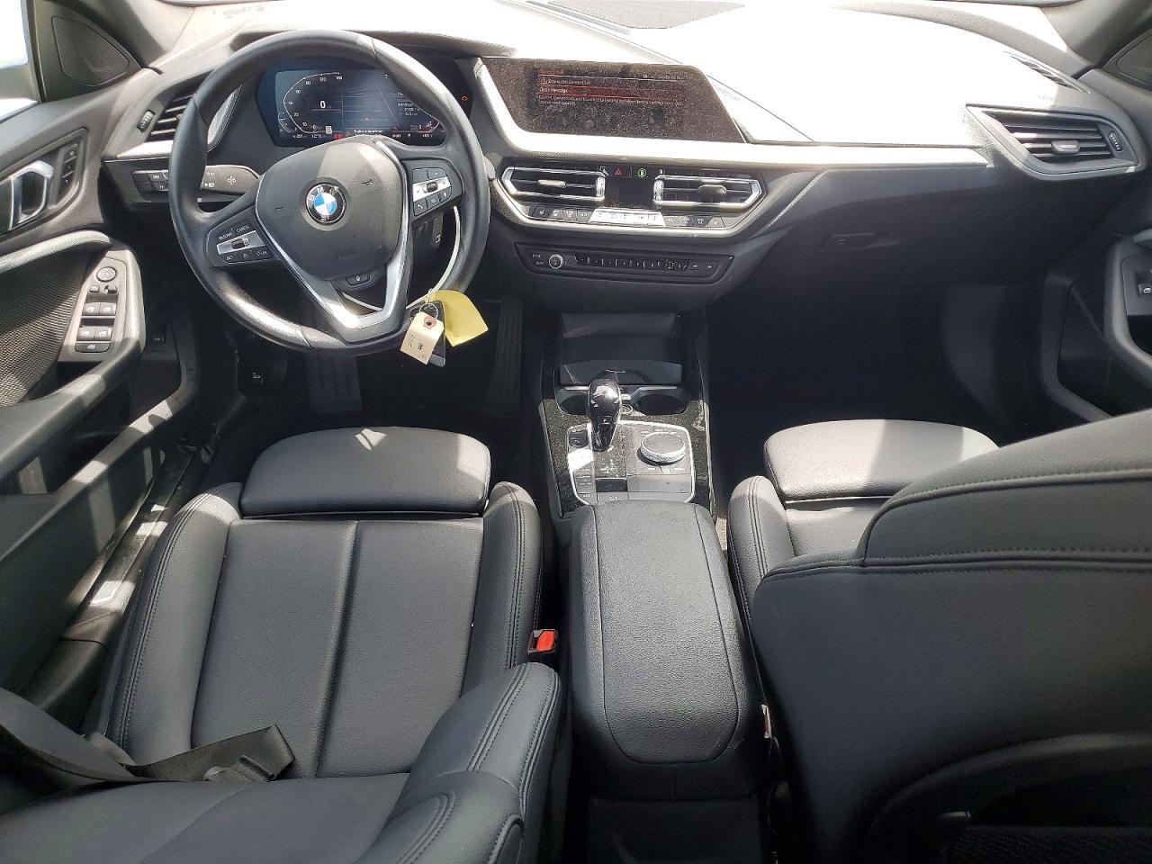 2024 BMW 228Xi - zdjęcie 8