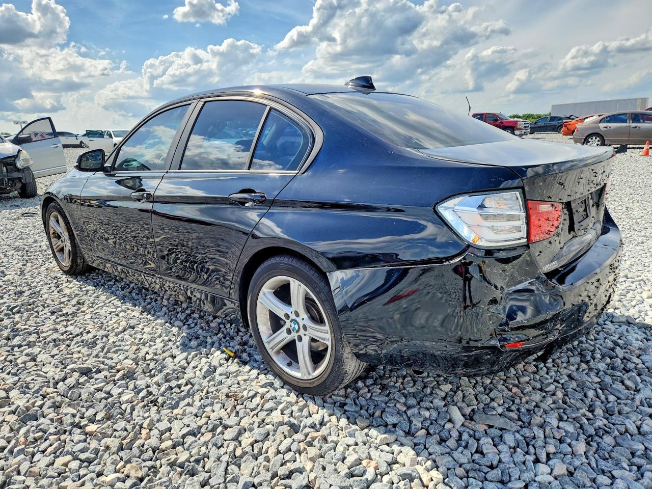 BMW Seria 3 - zdjęcie 2