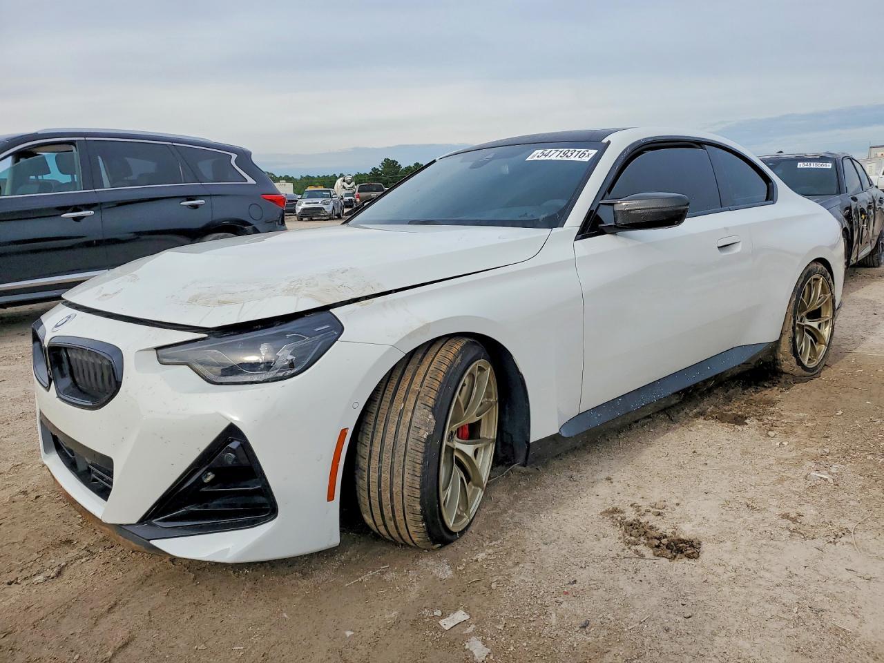 2022 BMW M240Xi - zdjęcie główne