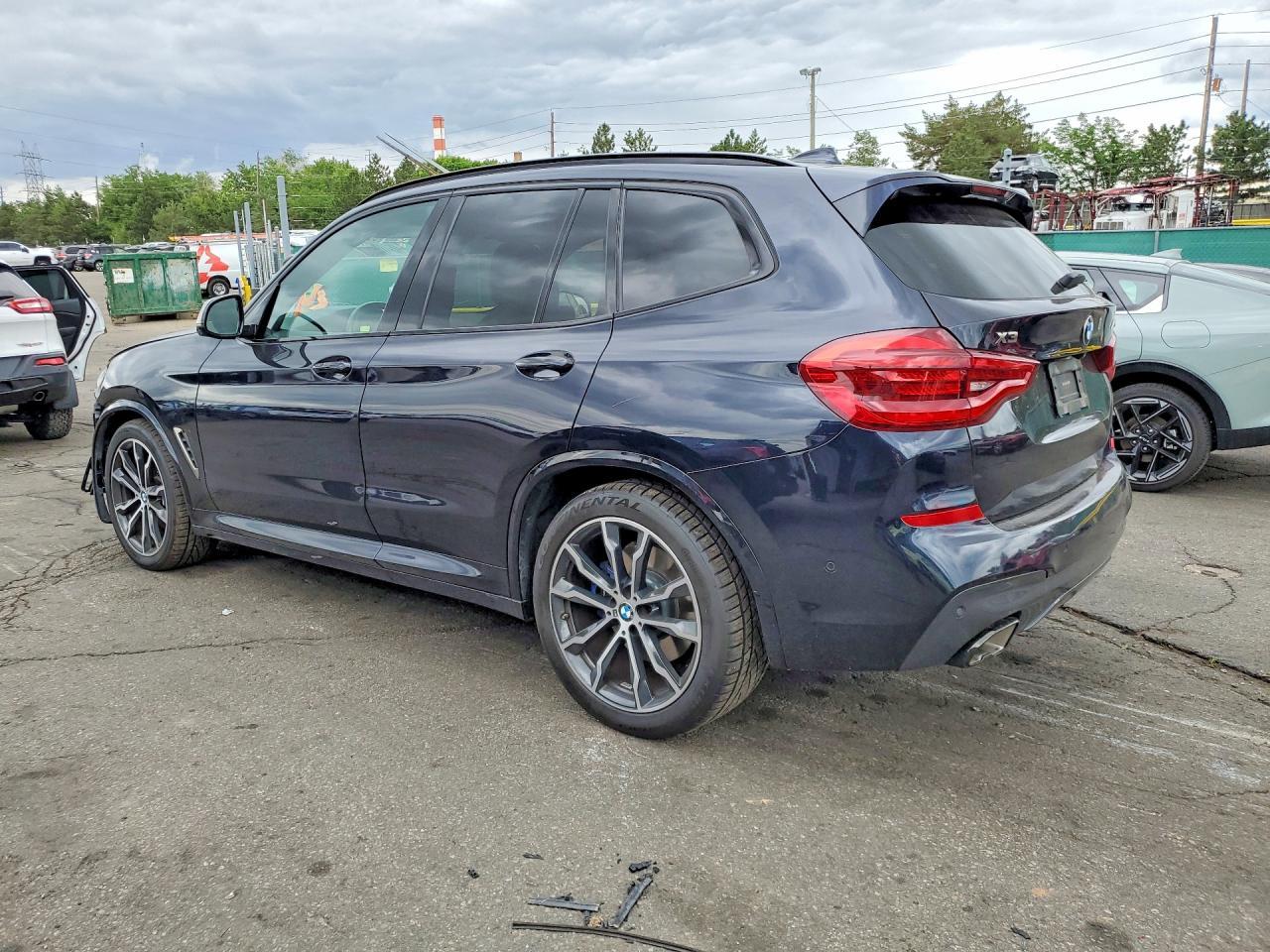 2018 BMW X3 xDrivem40I - zdjęcie 2