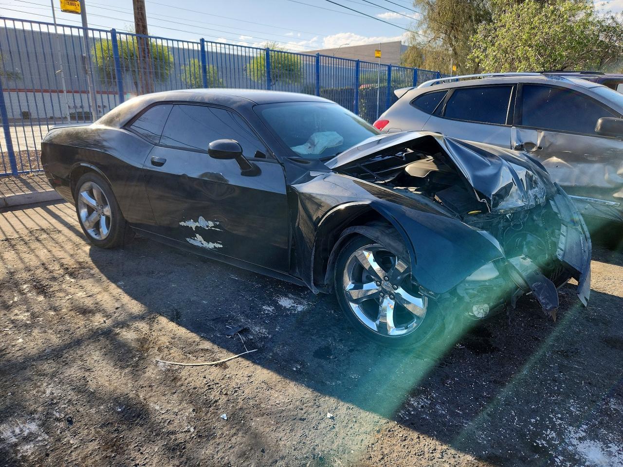 2013 Dodge Challenger Base - zdjęcie 4